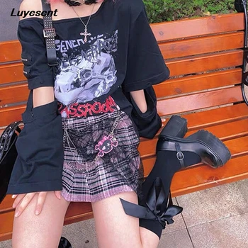 Black Пънк Lady Off Shoulder Y2k Секси T Shirt Women Summer Подвижна ръкав Готически принт тениска Stap Harajuku Street Tee Tops