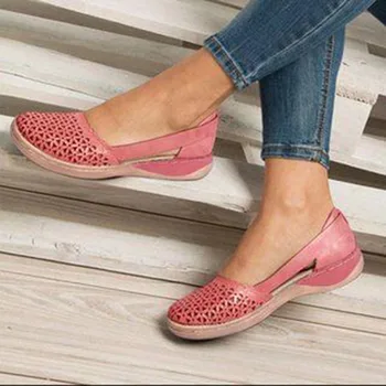 Дишащи Плоски Обувки за жени, Плюс Размерът на Малки Обувки от Изкуствена Кожа Мокасини Ежедневни Летни Обувки Выдалбливают Дамски Обувки