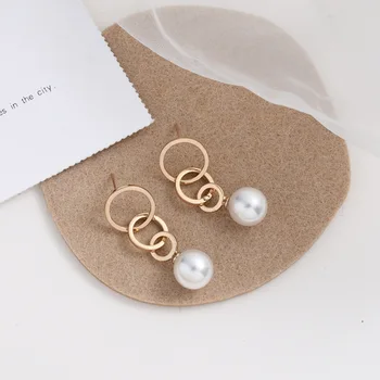 Нови прости кухи мулти-пръстен на метална перлени обеци, мода ниша дизайн на геометрични обеци