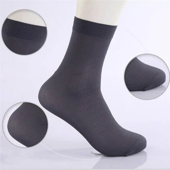 2021 Мъжки Чорапи памук Нови стилове 10 Чифта / Лот Бизнес Черни Мъжки Чорапи Дишащи Пролет Лято За Мъже
