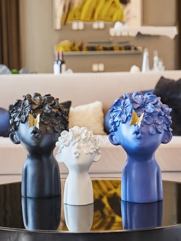 Европейската Смола Пеперуда Момче Фигурки За Декорация Kawaii Decortion Home Room Table Head Statues Crafts Office Desktop Accessories