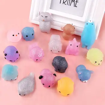 30 бр. Mochi Squishy Toys Glitter Mini Animal Set формата на сърце Kawaii Squishes toys Party Favors For Kids Stress Relief Toys Коледа Gifts