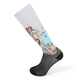 Забавна Мона Лиза Известната Картина На Нови Спортни Компресия Чорапи Унисекс Открит Бягане Колоездене На Дълги Чорапи С Високо Налягане