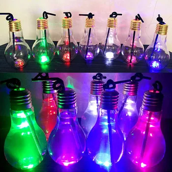 Новият Годишен LED Светещи Топчета Бутилки за Вода Кратко Сладък Млечен Сок Крушки Чаша Херметически Сребро Злато Пластмасови Лампи Нов Творчески