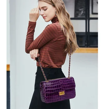 2021 Брандираната дизайнерска дамска чанта през Рамо Дама Мода Метални вериги клатч Куриерска чанта Луксозна Кожена черна чанта в чантата си