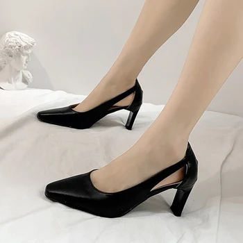 2021 Дамски обувки с остър чучур Чиста Прежди Однотонная Елегантна изкуствена кожа Дамски обувки На открито Секси модни дамски обувки, дишаща