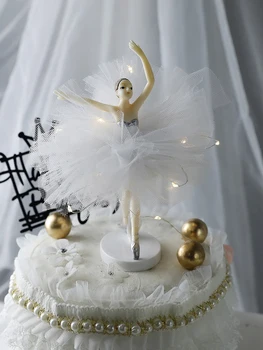 Честит Brithday Elegant White Ballet Girls Cake Decoration Topper Wedding Bride and Groom for Baking Party Доставки Love Gifts