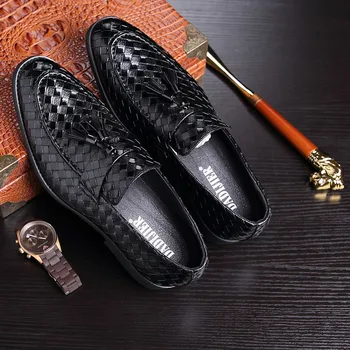 2019 Мъжки Великото Обувки Официална Сватбена Кожени обувки Бизнес Ежедневни офис мъжки апартаменти Oxfords Zapatos De Hombre Уникална обувки