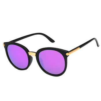 Нова мода слънчеви очила мъже, жени ретро цветни прозрачни малки цветни пластмасови Слънчеви очила с UV400 Спорт на открито Плажната пътуване