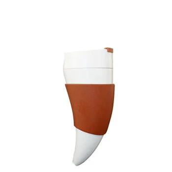 Роговидная Изолирано кафеена чаша с държач и Дълги и къси джапанки, 230 мл, Чаша за от изкуствена кожа За Пътуване, Черен, Бял