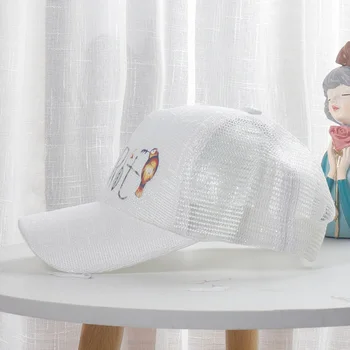 2021 бейзболна шапка Лятна Шапка Дамски Нетна Прежда Печат Дишаща Светли Полета Корейската версия на All-match Outdoor Shade Cap Tide
