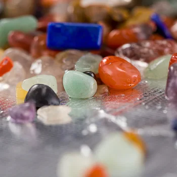 Цветни 100 г Натурален Смесени Кристални Камък на Камък, Чакъл Проба Танк Декор Естествени Камъни и минерали