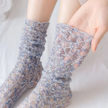 Лейси окото Дамски чорапи Японската Мода Harajuku Сладък Малък Цветен принт Средната Тръба Тънък Елемент Дишаща Cool Високо Качество