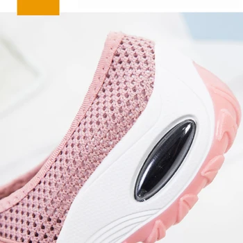 Летни Маратонки Дамски Мрежести обувки за Тенис на платформата Ежедневни Обувки на платформа Дишащи възглавнички Увеличават Маратонки за жени 2021