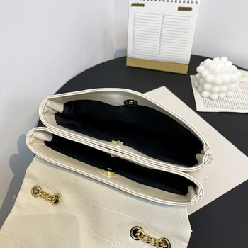 Однотонная кожена чанта през рамо 2019 нови дамски верижни чанти мода ежедневни пазарска чанта многослоен плик чанта